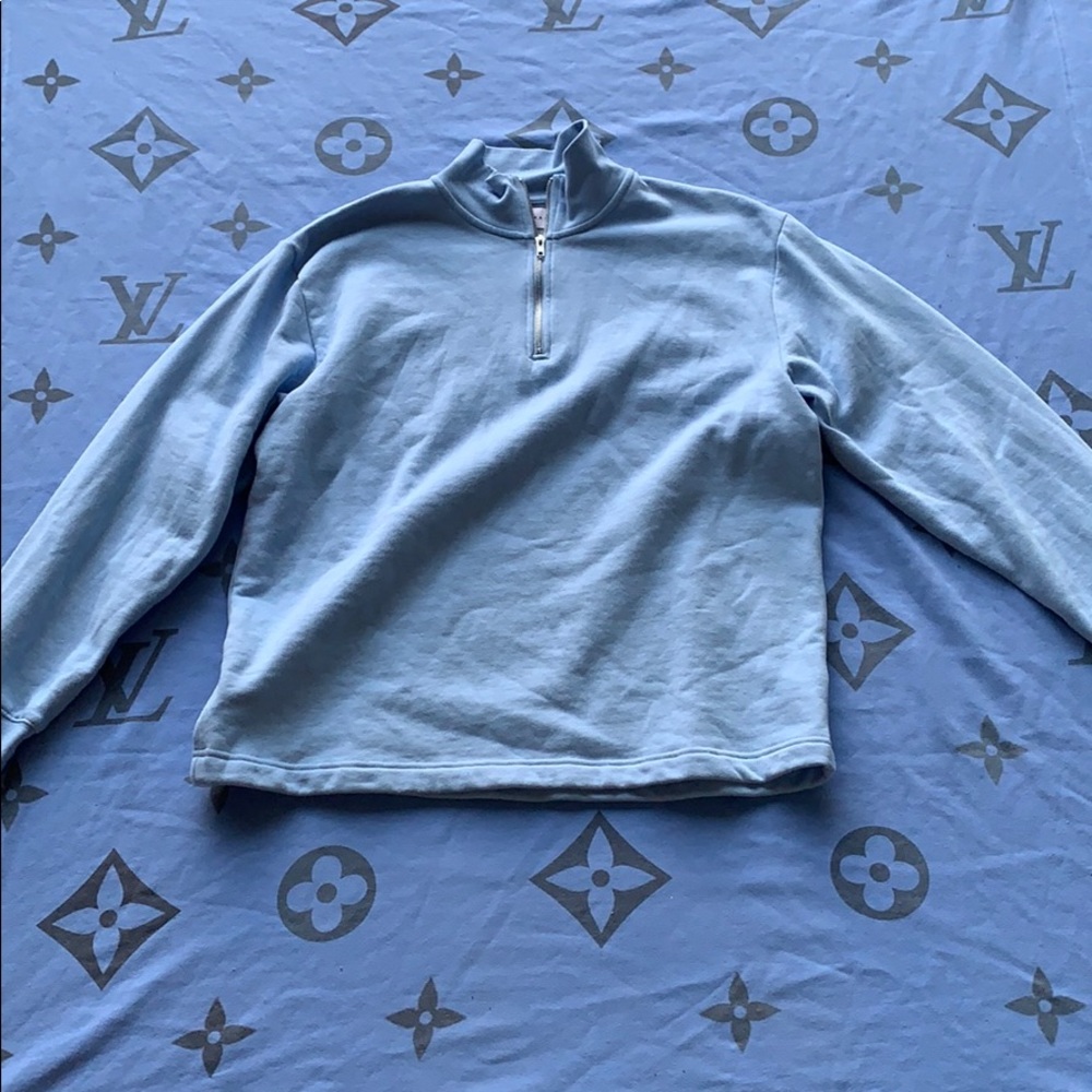 Blue Pullover